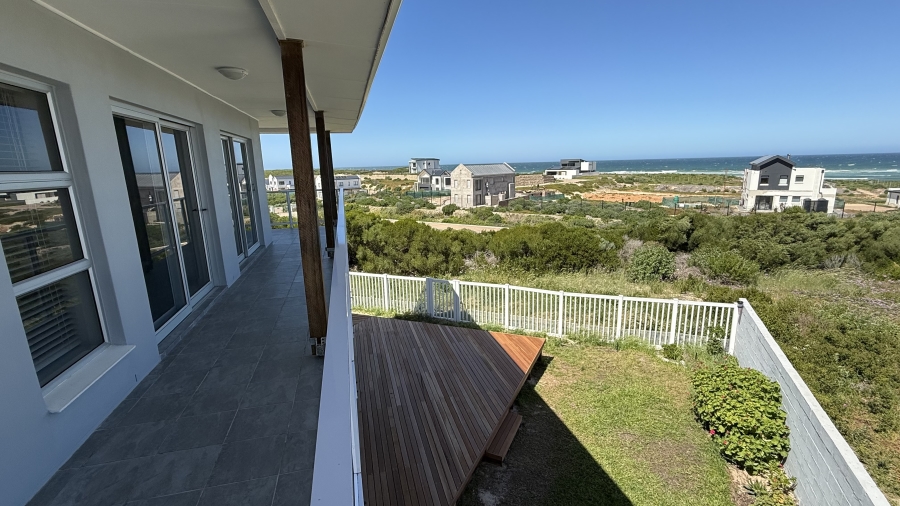 3 Bedroom Property for Sale in Stilbaai Oos Western Cape